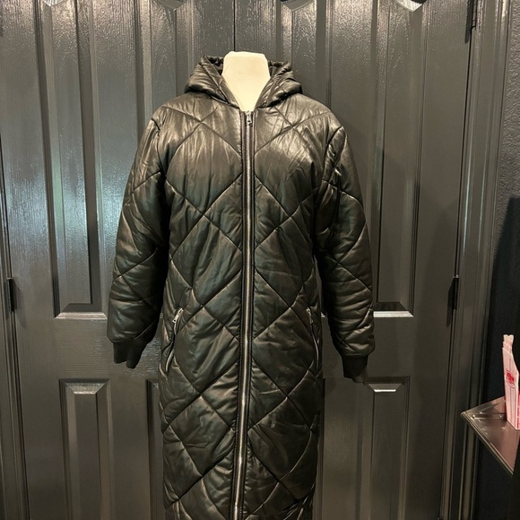 Piper and Jane full length coat - Picture 2 of 6